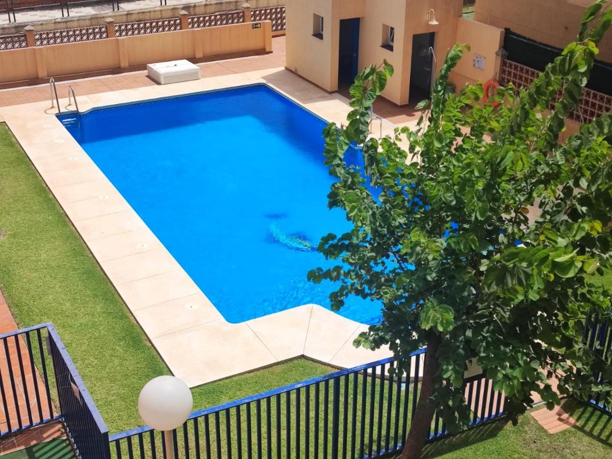 Casa Playa Guadalmar, Beautiful Apartment In Front Of The Sea, Wifi, Ac, Smart Tv, Private Parking Малага Екстериор снимка