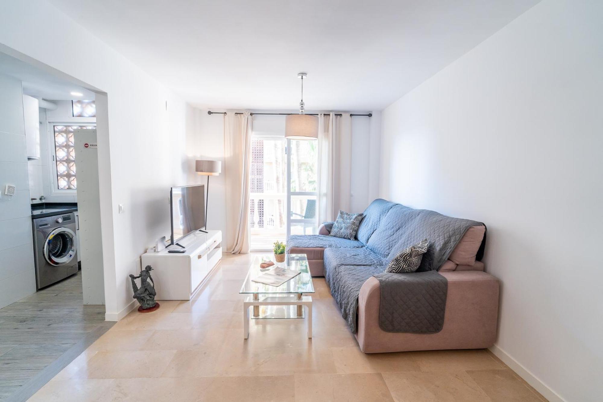 Casa Playa Guadalmar, Beautiful Apartment In Front Of The Sea, Wifi, Ac, Smart Tv, Private Parking Малага Екстериор снимка